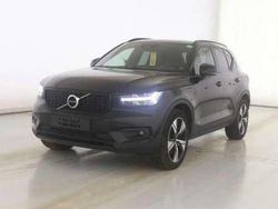 Onyx black / metallic (metallic) Gebraucht 2021 Volvo XC40 R-Design SUV | 31.450 € (Etwas zu teuer)
