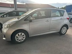 Silber Gebraucht 2011 Toyota Verso-S Van / Kleinbus | 3.600 € (Superpreis)