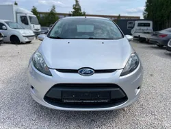 Silber Gebraucht 2009 Ford Fiesta Trend Kleinwagen | 2.800 € (Superpreis)