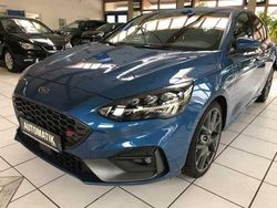 Blau (metallic) Gebraucht 2020 Ford Focus ST Limousine | 21.900 € (Guter Preis)