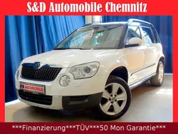 Weiß Gebraucht 2013 Skoda Yeti Family SUV | 9.599 € (Fairer Preis)