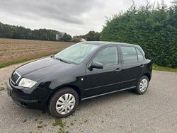 Schwarz Gebraucht 2007 Skoda Fabia Kleinwagen | 1.999 € (Guter Preis)