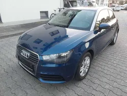 Blau Gebraucht 2011 Audi A1 Attraction Kleinwagen | 3.390 € (Guter Preis)