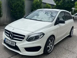 Weiß Gebraucht 2017 Mercedes B180 AMG Van / Kleinbus | 14.400 € (Guter Preis)