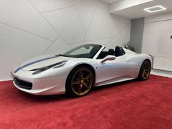 Weiß Gebraucht 2012 Ferrari 458 Cabrio | 273.458 €