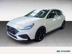 Serenity white / min Gebraucht 2024 Hyundai i30 N Performance Limousine | 36.970 € (Etwas zu teuer)