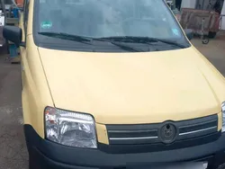 Gelb Gebraucht 2008 Fiat Panda Kleinwagen | 1.500 €