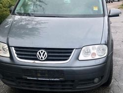 Grau Gebraucht 2004 VW Touran Van / Kleinbus | 1.400 € (Guter Preis)