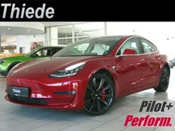 Rot metallic Gebraucht 2020 Tesla Model 3 Performance Limousine | 26.950 € (Guter Preis)