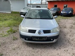 Grau Gebraucht 2006 Renault Mégane II Avantage Limousine | 500 € (Superpreis)