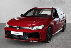 Rot Gebraucht 2025 VW Passat R-line Kombi | 57.777 €