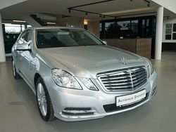 Silber Gebraucht 2012 Mercedes E200 Limousine | 12.985 € (Fairer Preis)
