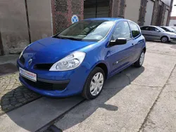 Blau Gebraucht 2007 Renault Clio II Kleinwagen | 3.250 € (Etwas zu teuer)