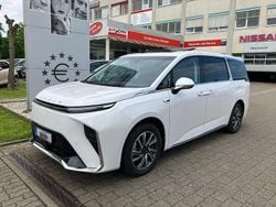 Weiss Gebraucht 2024 Maxus MIFA 9 Van / Kleinbus | 39.990 €