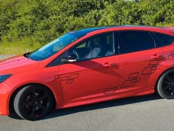 Rot Gebraucht 2017 Ford Focus ST-Line Limousine | 10.200 € (Fairer Preis)