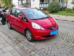 Rot Gebraucht 2009 Honda Jazz Comfort Kleinwagen | 3.000 € (Fairer Preis)