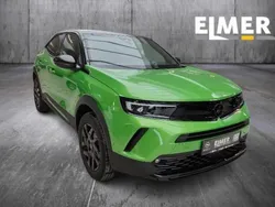 Grün Gebraucht 2024 Opel Mokka SUV | 24.980 € (Fairer Preis)