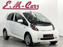 Weiß Gebraucht 2013 Mitsubishi i-MiEV Kleinwagen | 4.890 €