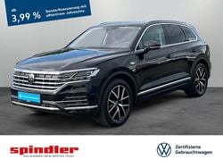 Deep black perleffekt Gebraucht 2021 VW Touareg Elegance SUV | 43.330 € (Guter Preis)