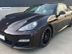 Braun Gebraucht 2012 Porsche Panamera 4S Limousine | 39.000 €