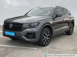 Siliziumgrau metallic Gebraucht 2022 VW Touareg R-line SUV | 55.990 € (Etwas zu teuer)