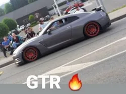 Grau Gebraucht 2013 Nissan GT-R Coupé | 99.999 €