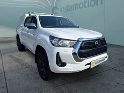 Weiß Gebraucht 2022 Toyota HiLux Comfort Abholung | 35.600 € (Etwas zu teuer)
