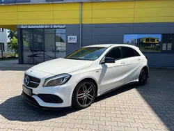 Weiß Gebraucht 2017 Mercedes A180 AMG line Limousine | 16.990 € (Teuer)