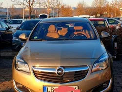 Grün Gebraucht 2014 Opel Insignia Business Edition Limousine | 19.800 €