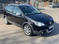 Schwarz Gebraucht 2007 VW Polo Cross Kleinwagen | 3.200 €