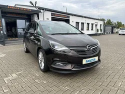 Braun Gebraucht 2017 Opel Zafira Innovation Van / Kleinbus | 11.790 € (Guter Preis)