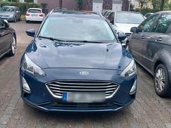 Blau Gebraucht 2019 Ford Focus Cool & Connect Kombi | 9.000 € (Guter Preis)