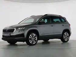 Graphitegrau metallic Gebraucht 2022 Skoda Karoq Style SUV | 21.889 € (Fairer Preis)