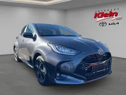 Grau Neu 2025 Toyota Yaris Hybrid Limousine | 27.977 € (Fairer Preis)