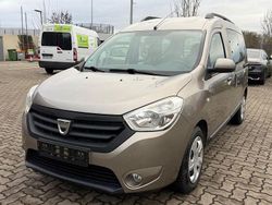 Gold Gebraucht 2013 Dacia Dokker Lauréate Van / Kleinbus | 4.390 €