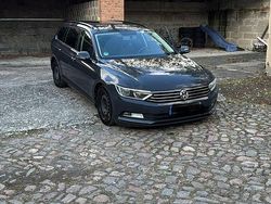 Grau Gebraucht 2017 VW Passat Kombi | 10.000 € (Superpreis)