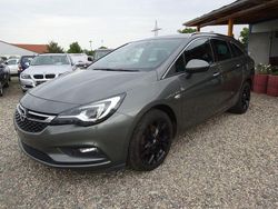 Grau Gebraucht 2017 Opel Astra Dynamic Kombi | 4.760 € (Etwas zu teuer)