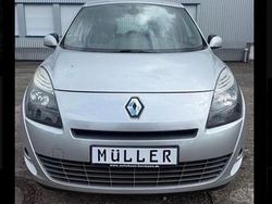 Silber Gebraucht 2010 Renault Scénic Van / Kleinbus | 4.499 €