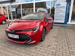 Emotional red 2 (metallic) Gebraucht 2020 Toyota Corolla Hybrid Limousine | 22.990 € (Etwas zu teuer)