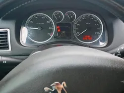 Grün Gebraucht 2003 Peugeot 307 Kleinwagen | 1.800 € (Etwas zu teuer)