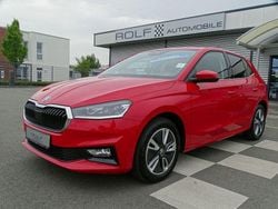 Rot velvet rot metallic (metallic) Gebraucht 2021 Skoda Fabia Style Kleinwagen | 19.980 € (Etwas zu teuer)