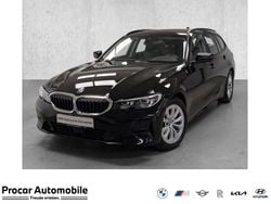 Schwarz Gebraucht 2022 BMW 320 Sport Line Kombi | 25.990 € (Guter Preis)