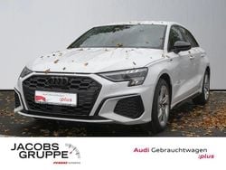 Weiß Gebraucht 2022 Audi A3 Sportback e-tron S-Line Limousine | 27.429 €