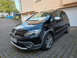 Schwarz Gebraucht 2011 VW Golf Plus Cross Van / Kleinbus | 8.999 € (Fairer Preis)