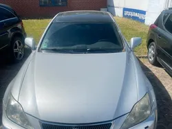 Silber Gebraucht 2006 Lexus IS220d Limousine | 3.000 €