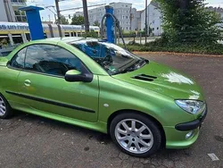 Grün Gebraucht 2002 Peugeot 206 CC Cabrio | 1.600 € (Guter Preis)