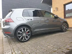 Grau Gebraucht 2018 VW Golf VII GTI Limousine | 22.999 € (Fairer Preis)