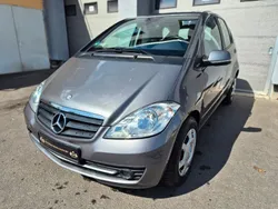 Grau Gebraucht 2011 Mercedes A160 Kleinwagen | 4.990 € (Guter Preis)