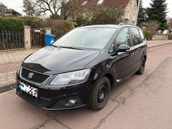 Schwarz Gebraucht 2011 Seat Alhambra Van / Kleinbus | 8.000 € (Fairer Preis)