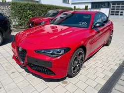 Colore esterno (rosso alfa, un Gebraucht 2023 Alfa Romeo Giulia Competizione Limousine | 39.950 € (Fairer Preis)